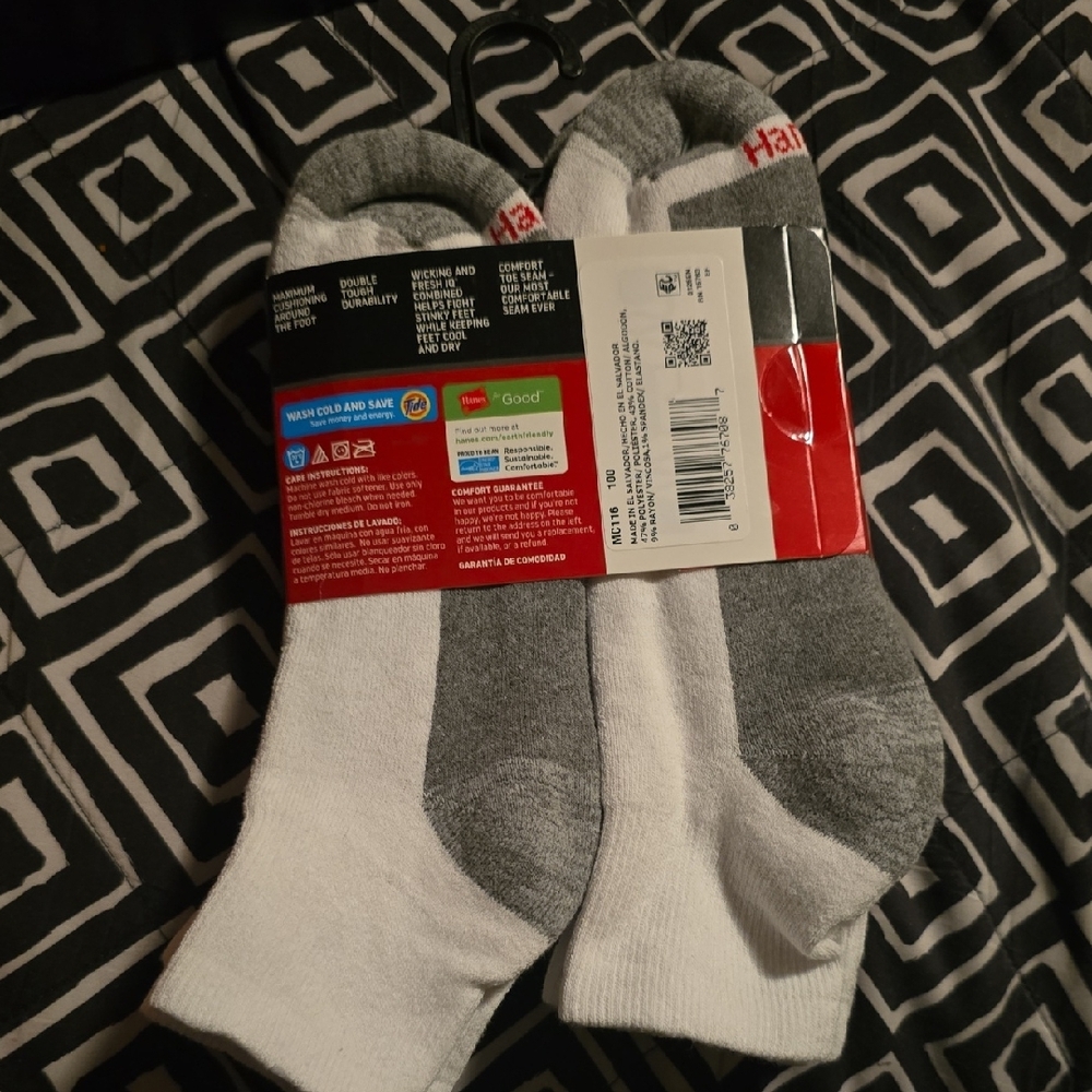 Hanes Men’s Max Cushion Ankle Socks - White & Gray (6 Pack) - Picture 2 of 4